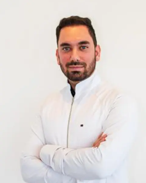 Dr. Yilmaz - Haartransplantatie Arts
BIG: 69930128201 bij HCI Clinics